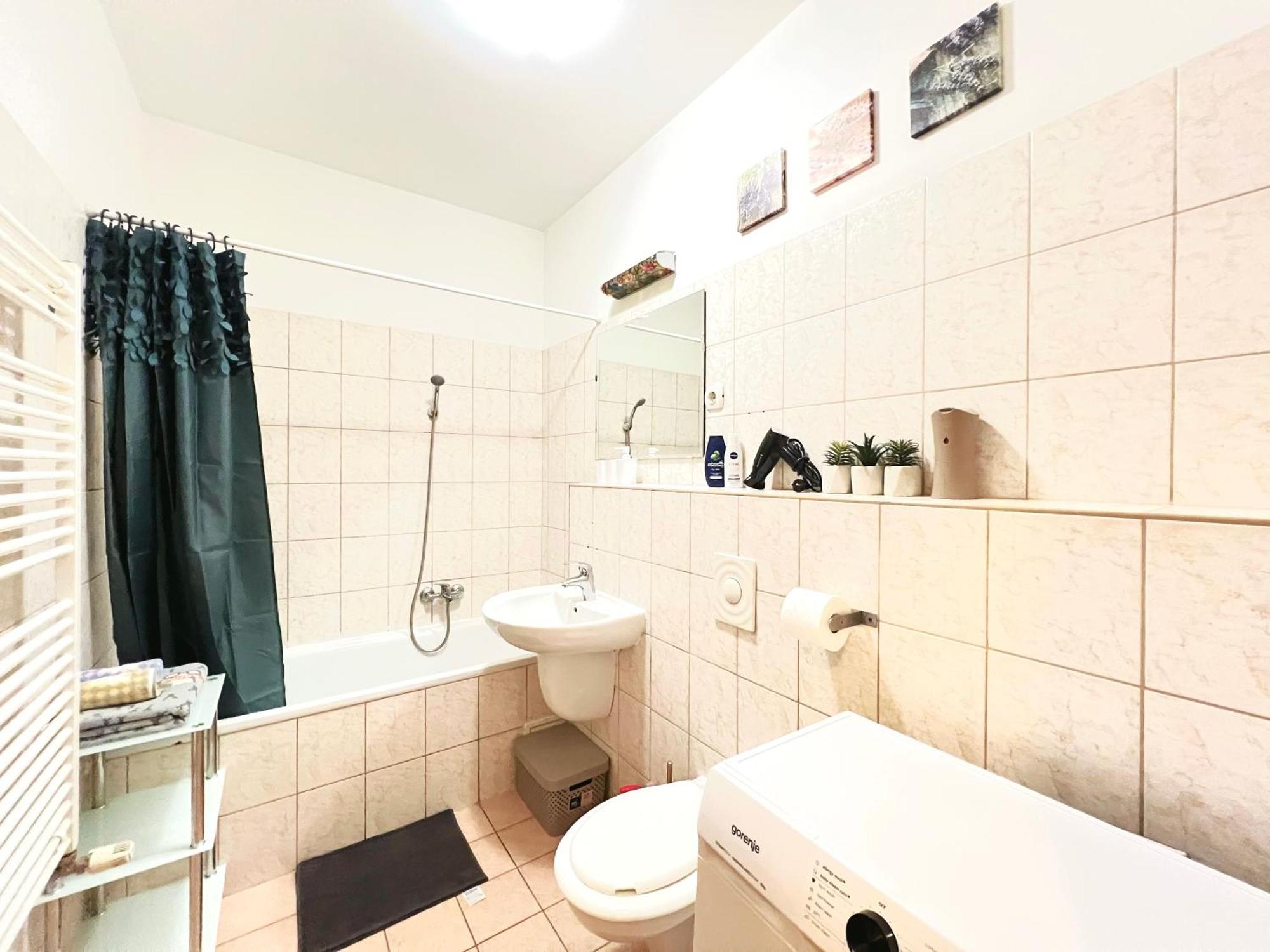 Acacia Aparhotel-Near New York Cafe 布达佩斯 外观 照片